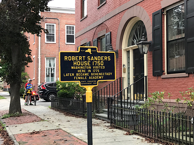 house in Schenectady